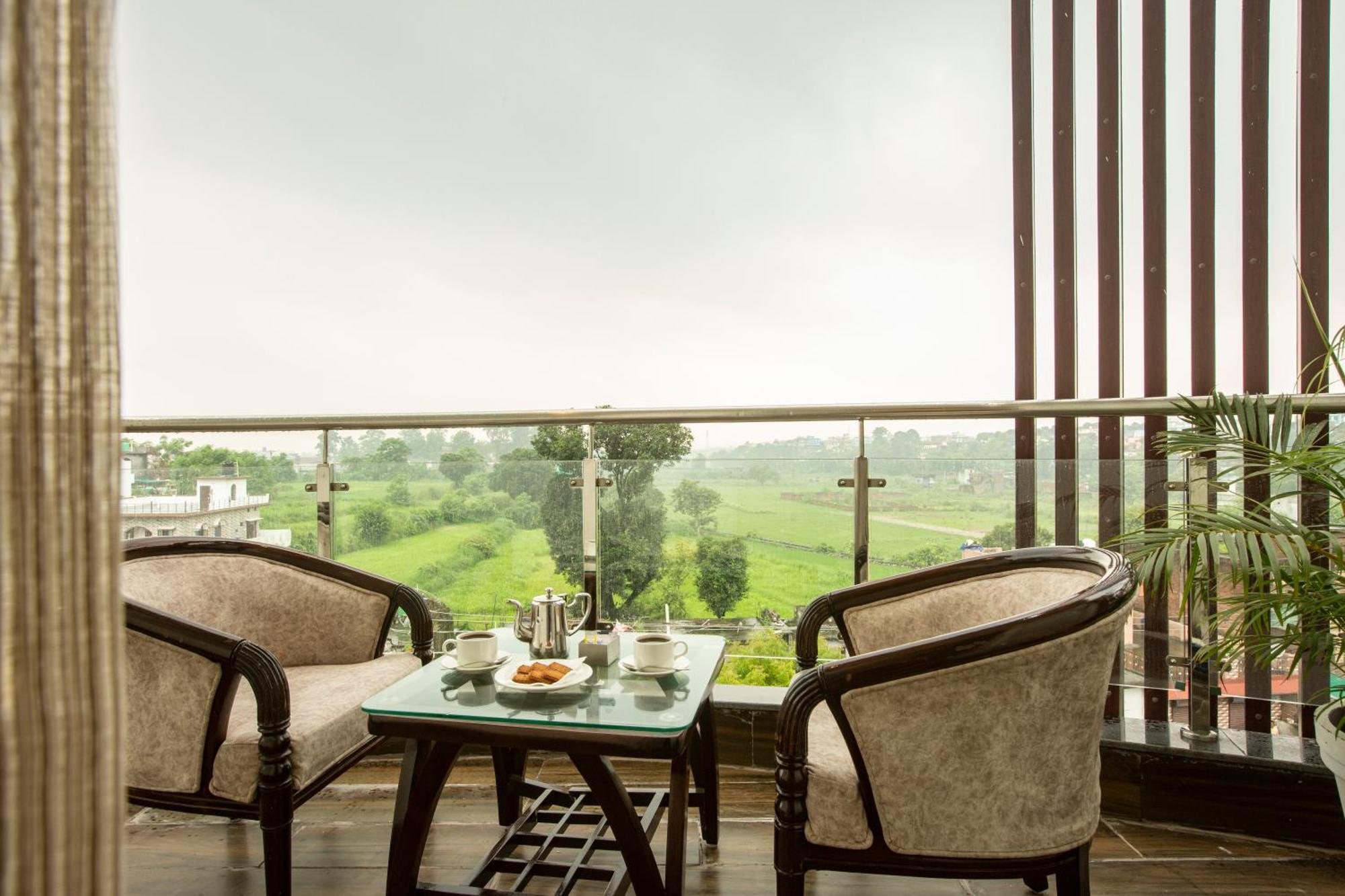 Inde Reva Resort Rishikesh Rishīkesh Exteriör bild